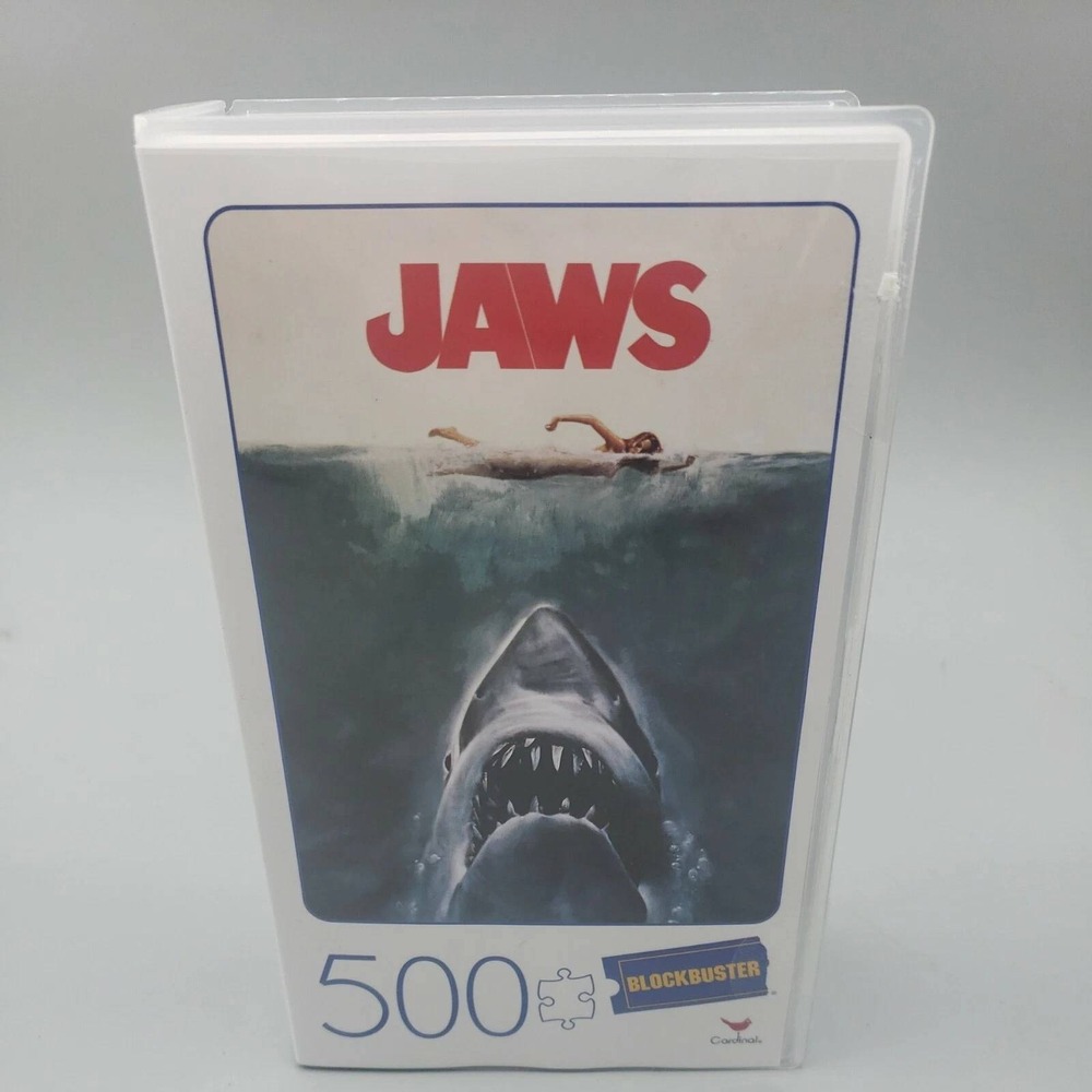 Jaws Movie 500-Piece Puzzle in Plastic‎ Retro Blockbuster VHS Video Case